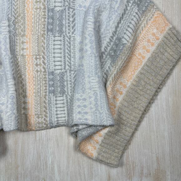 Free People Willow Poncho Cream Gray Sweater Pullover Oversized Aztec Medium - Picture 11 of 14